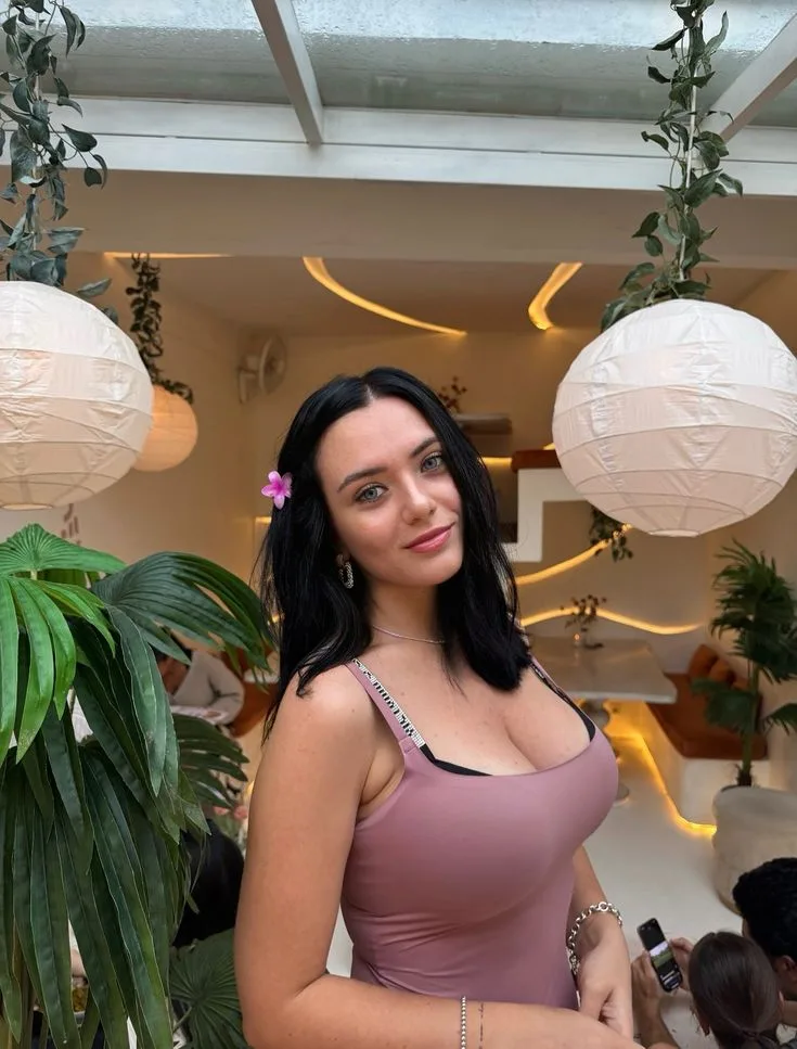 Bokep Indo Doggy Jilbab Pantat Gede